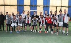 Hakkari’de öğretmenler arası futbol turnuvası sona erdi