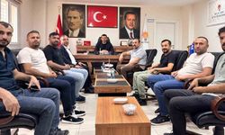 Sağlık sendikası temsilcileri toplu sözleşme için siyasi partilerle bir araya geldi