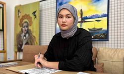 Vanlı Melek engelleri resim sanatıyla aştı