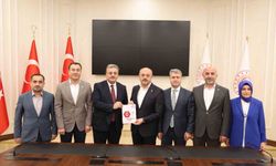 Eğitim-Bir-Sen, eğitimcilerin taleplerini 93 madde ile toplu sözleşme masasına taşıyor