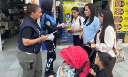 Hakkari polisi vatandaşları bilgilendirmeye devam ediyor