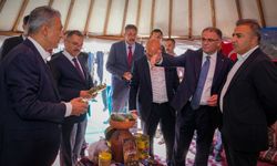 Hakkâri’nin Kültürel Zenginlikleri Ahlat’ta Sergilendi