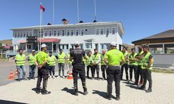 Motosiklet sürücülerine "2 Teker 1 Hayat" eğitimi verildi