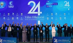 6'sı CHP'den 9 Belediye Başkanı AK Parti'ye Katıldı