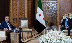 Dışişleri Bakanı Fidan, Suriye Cumhurbaşkanı Şara ile bir araya geldi
