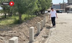 Yüksekova Küçük Sanayi Sitesi Girişinde Çevre Düzenleme Çalışmaları Devam Ediyor