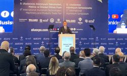 Bakan Kacır: "Sanayide istihdamı 6 milyon 700 bine yükselttik"