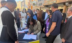 Hakkari’de “Barış İstiyoruz” İmza Kampanyası Başladı