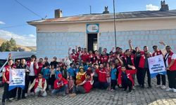 Hamur’da Damla Gönüllülük Hareketi projesi gençlerle buluştu