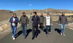 Susuz’da köy yolları beton oluyor