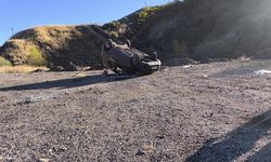 Bingöl’de hafif ticari araç takla attı: 5 yaralı