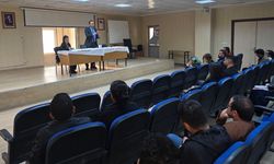 Hakkâri’de Münazara Maratonu Başladı! 32 Okul Sahne Alıyor