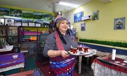 Tatil için geldiği yaylada çay ocağı açtı