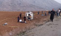 Kahramanmaraş’ta işçileri taşıyan minibüs takla attı: 2 ölü, 7 yaralı