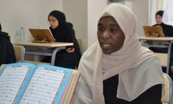 Türkiye’ye eğitim için geldi, her gün 3 saat uykuyla azmederek 8 ayda hafız oldu