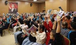 Dijital bağımlılık ve akran zorbalığına karşı kitaplı mücadele