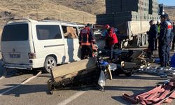 Malatya’da tır ile minibüs çarpıştı: 3 ölü