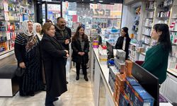 DEM Parti Yüksekova yönetiminden esnaf ziyareti