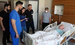 Van’da ölümcül damar yırtığı 15 kişilik ekip tarafından ameliyat edildi