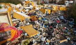 Açık hava çöplüğü: Güveç bile var