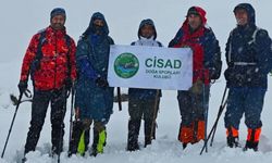 Hakkari’de 2 Bin 800 Rakımlı Bölgeye Zorlu Doğa Yürüyüşü