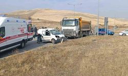 Muş’ta iki ayrı trafik kazası: 2 ölü, 4 yaralı
