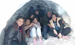 Hakkarili Yunus’tan iglo evi
