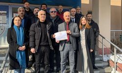 Yüksekova Esnaf ve Sanatkârlar Odası Başkanı Sarı mazbatasını aldı