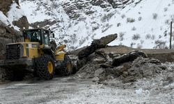 Hakkari Çukurca karayolu yeniden ulaşıma açıldı