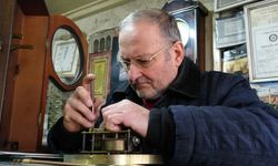 Yarım asırdır zamana ince ayar veriyor