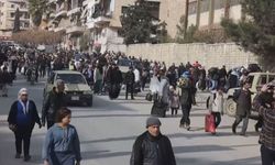 Halep’te yıkım ve çaresizlik: 'Kızım 4 gündür yemek yemedi'