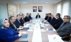 Hakkari'de İl Özel İdaresi Bütçe Değerlendirme Toplantısı Yapıldı