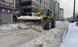 Çarşı Merkezinde  kar temizleme çalışması yapılacak