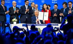 Trump'ın kurduğu Barış Kurulu'nun kuruluş sözleşmesi Davos'ta imzalandı