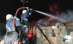 Van’da korkutan ahır yangını: 3 inek son anda kurtarıldı
