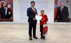 Hakkâri’li Öğrenci Türkiye Üçüncüsü Oldu