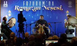 Yakutiye Medresesi’nde santurun zarif nağmeleri yankılandı