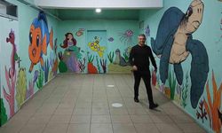 Besni’de öğretmenler okulu sanat galerisine dönüştürdü