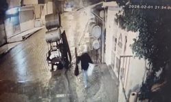 Şanlıurfa’da 100 bin lirayı çalan şüpheli kameraya yansıdı