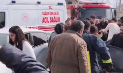 Van’da iki otomobil çarpıştı: 5 yaralı