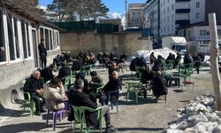 Hakkâri’de Bahar Havası: Vatandaşlar Güneşin Tadını Çıkardı