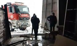 Yüksekova–Şemdinli Karayolunda İş Yeri Yangını Paniğe Neden Oldu