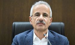 Uraloğlu: 15 yaş altının sosyal medyada zaman geçirmesini istemiyoruz