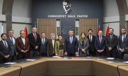 Özel, Diyarbakır Kent Koruma ve Dayanışma Platformu temsilcileriyle bir araya geldi