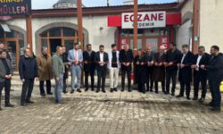 Yüksekova’da “Özdemir Eczanesi” Hizmete Açıldı