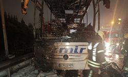 Bağcılar TEM’de yolcu otobüsü alevlere teslim oldu
