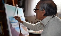 55 yıldır en yakın arkadaşı resim tuvali oldu