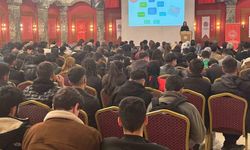 Fırat Üniversitesi öğrencilerine kadına yönelik şiddetle mücadele eğitimi