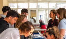 Radikal Okullarında kariyer günleri