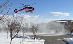 Bahçesaray’da 37 haftalık gebe helikopter ambulansla Van’a sevk edildi